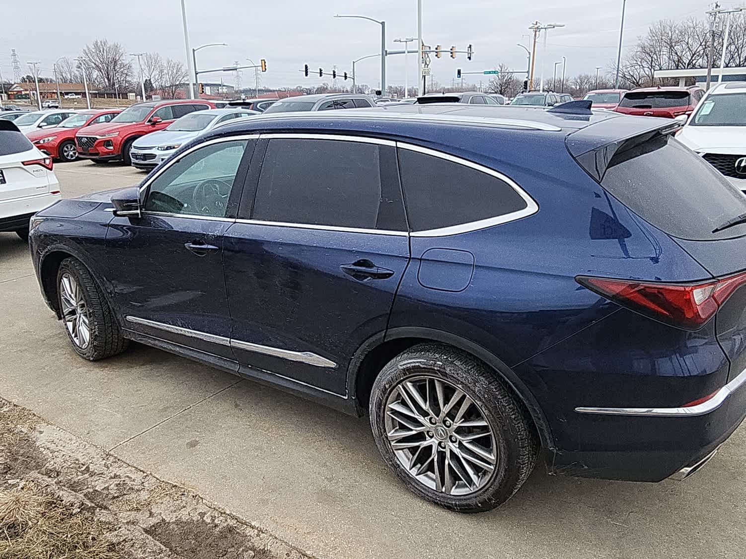 Thumbnail: 2022 Acura MDX - 8