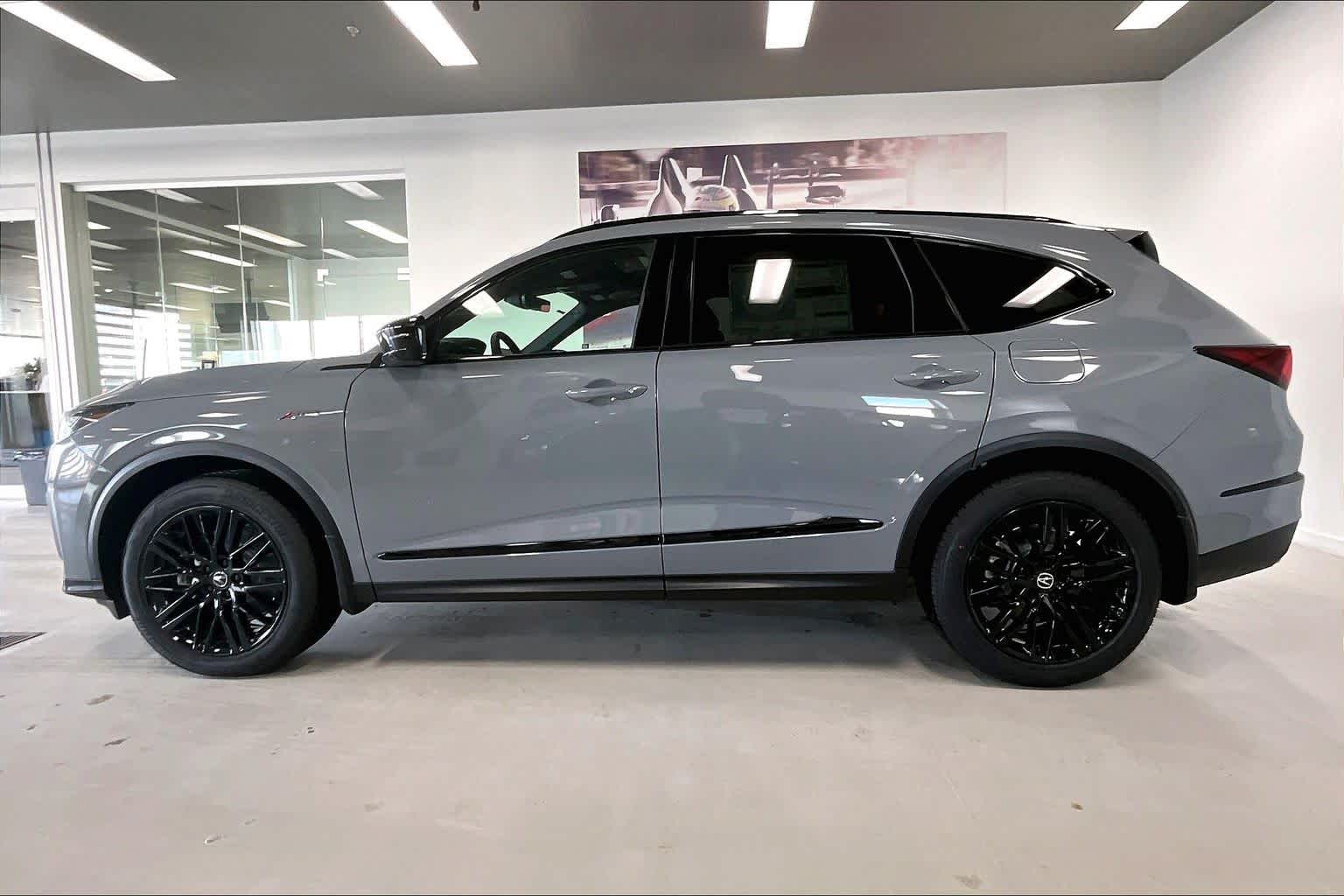 Thumbnail: 2026 Acura MDX - 3