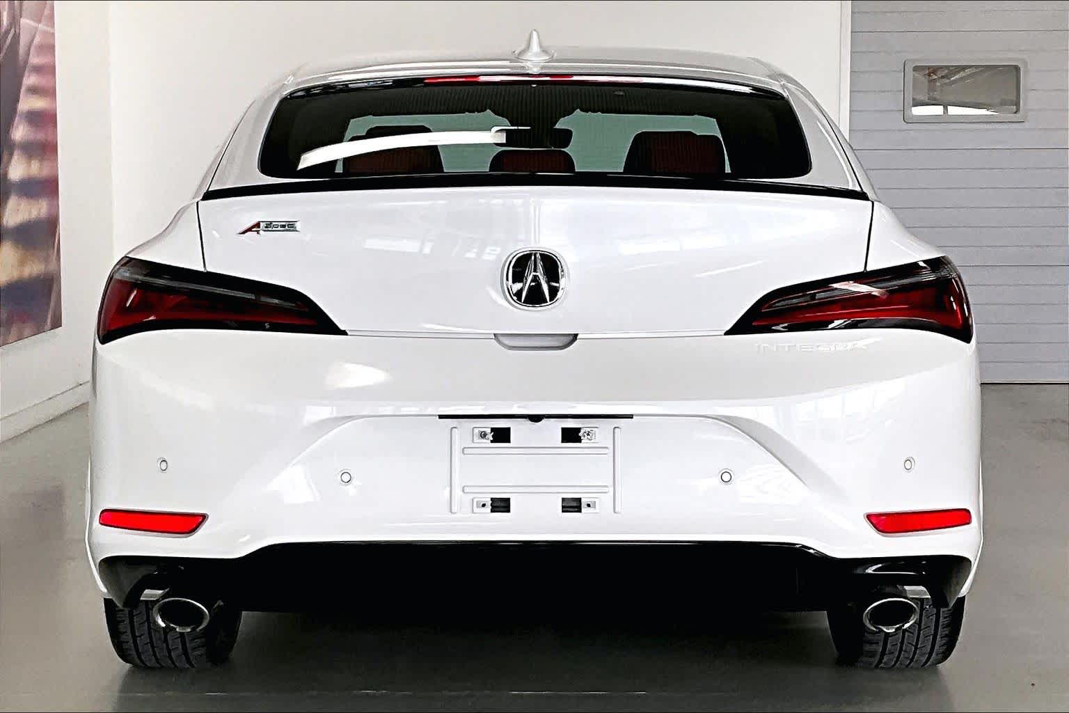 Thumbnail: 2023 Acura Integra - 5