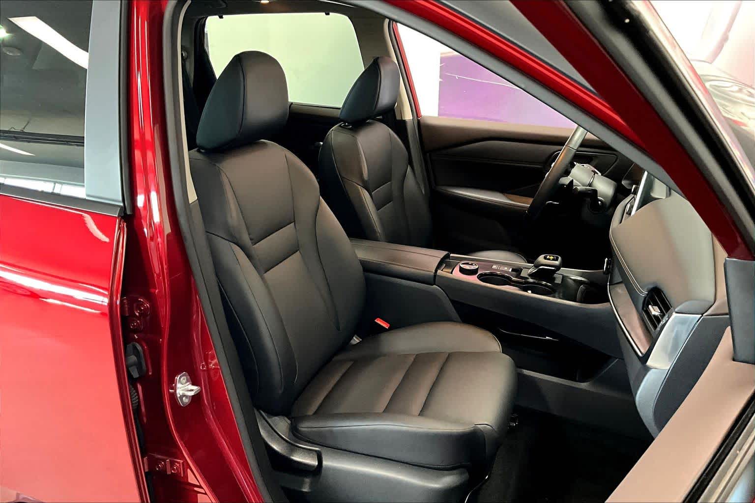 Thumbnail: 2023 Nissan Rogue - 12