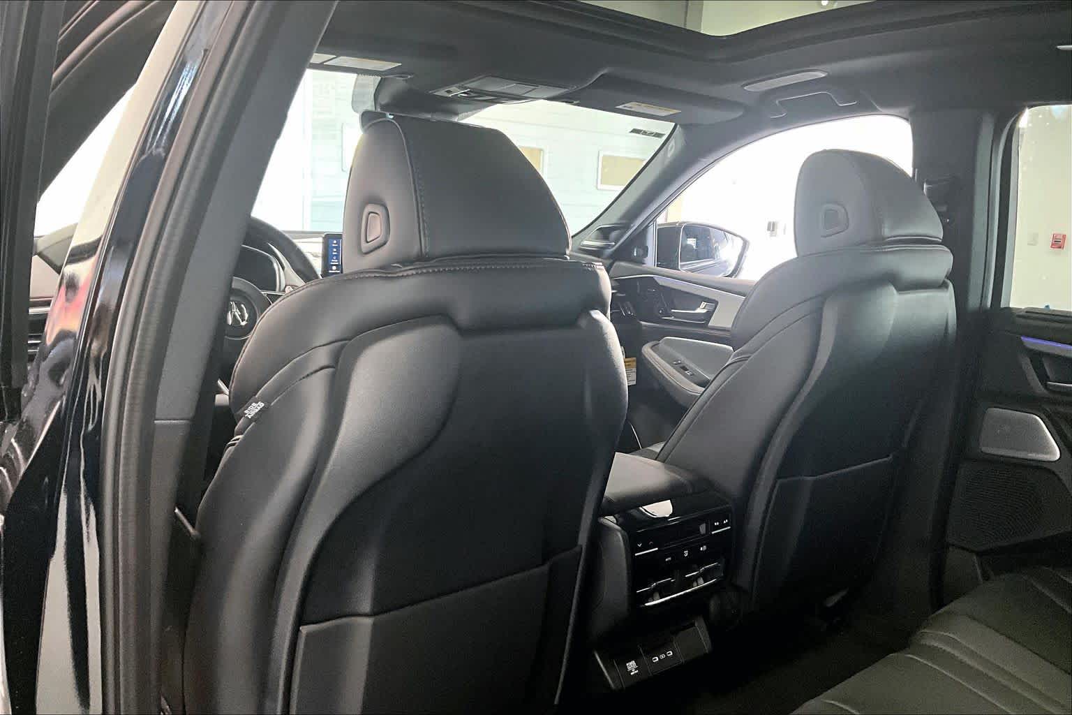 Thumbnail: 2026 Acura MDX - 11