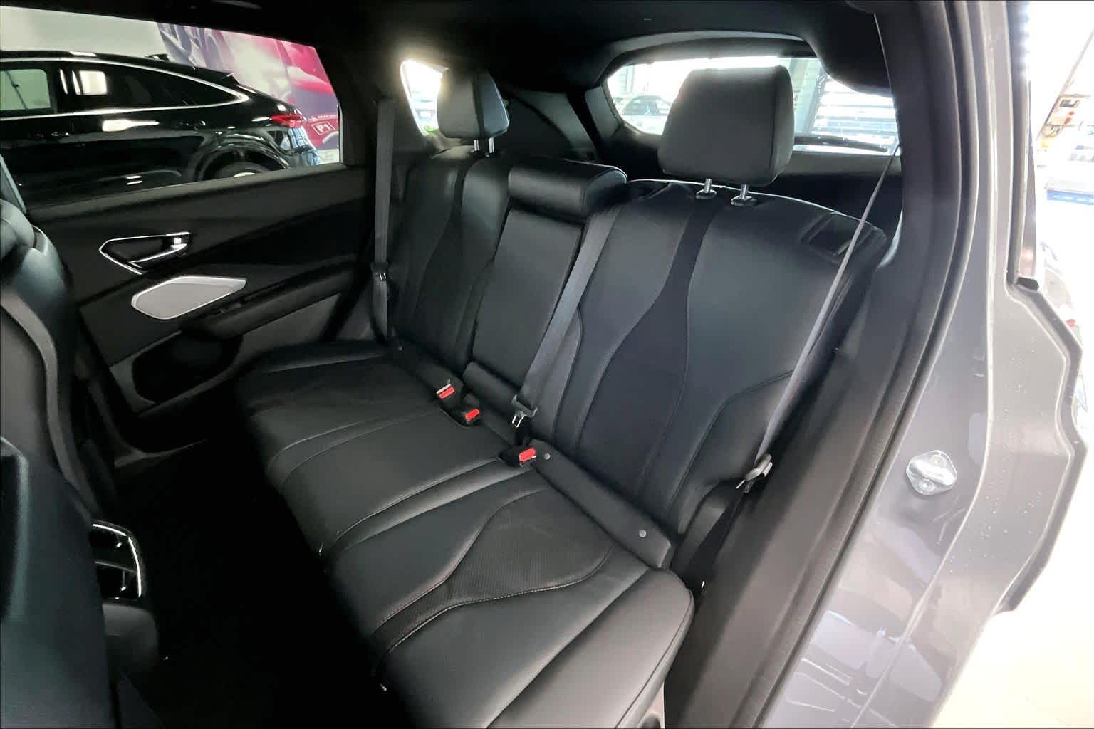 Thumbnail: 2026 Acura RDX - 13