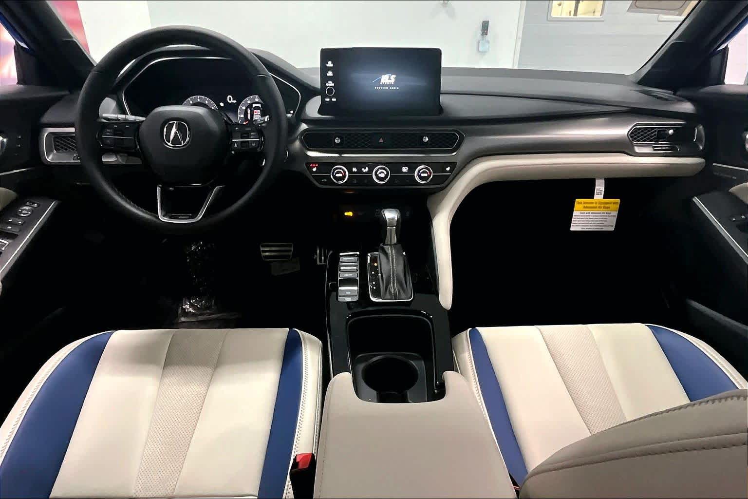 Thumbnail: 2026 Acura Integra - 10