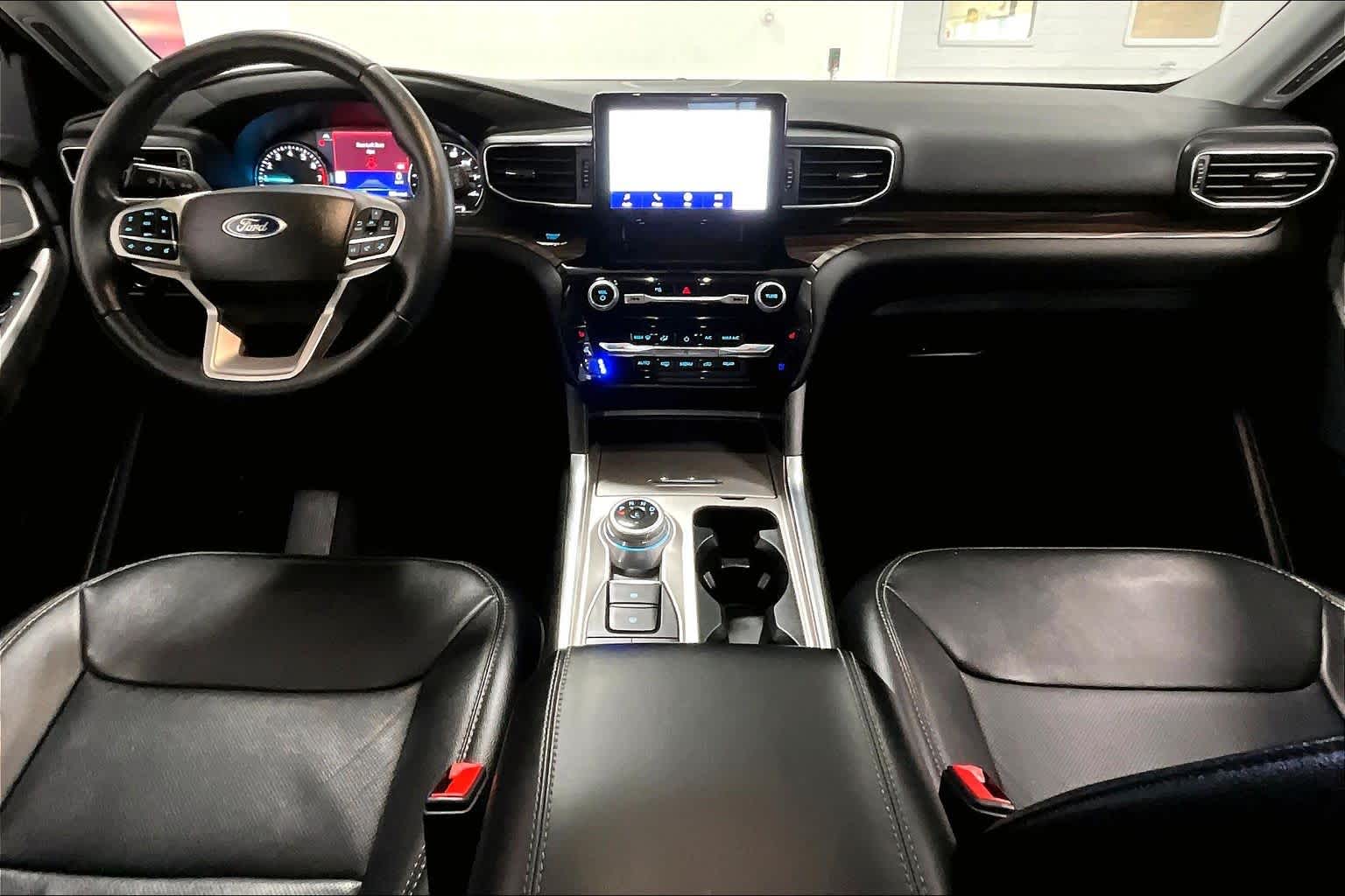 Thumbnail: 2023 Ford Explorer - 8