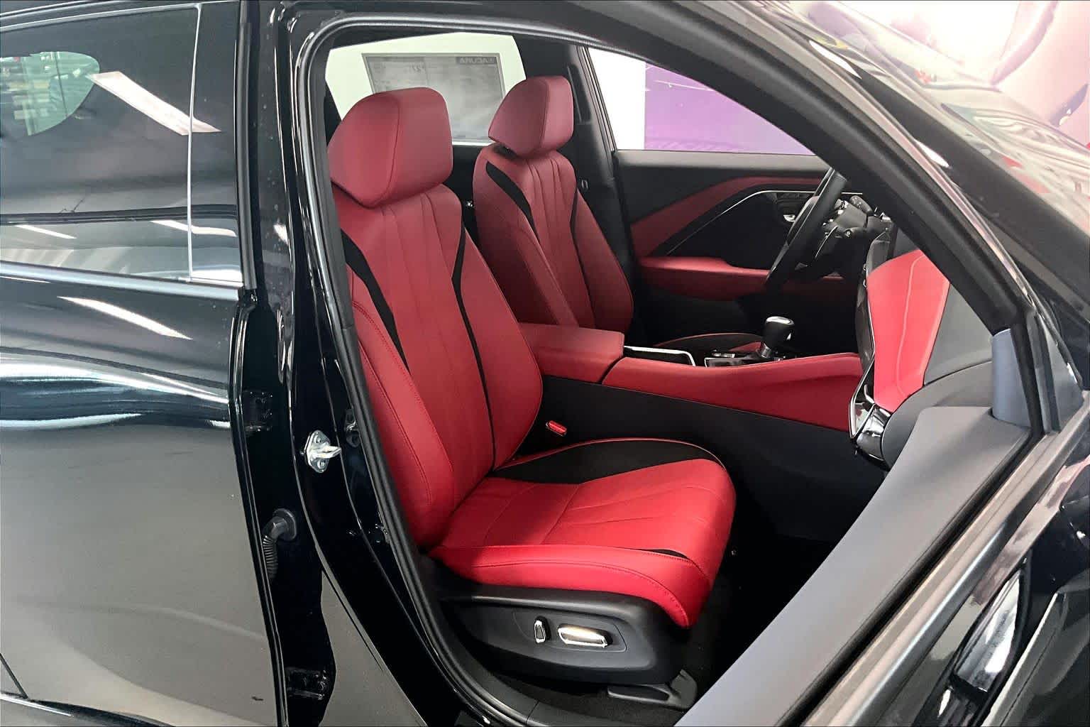 Thumbnail: 2026 Acura ADX - 14