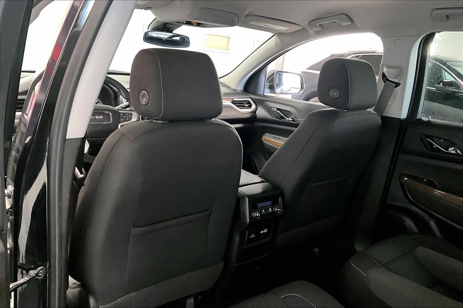 Thumbnail: 2023 GMC Acadia - 10