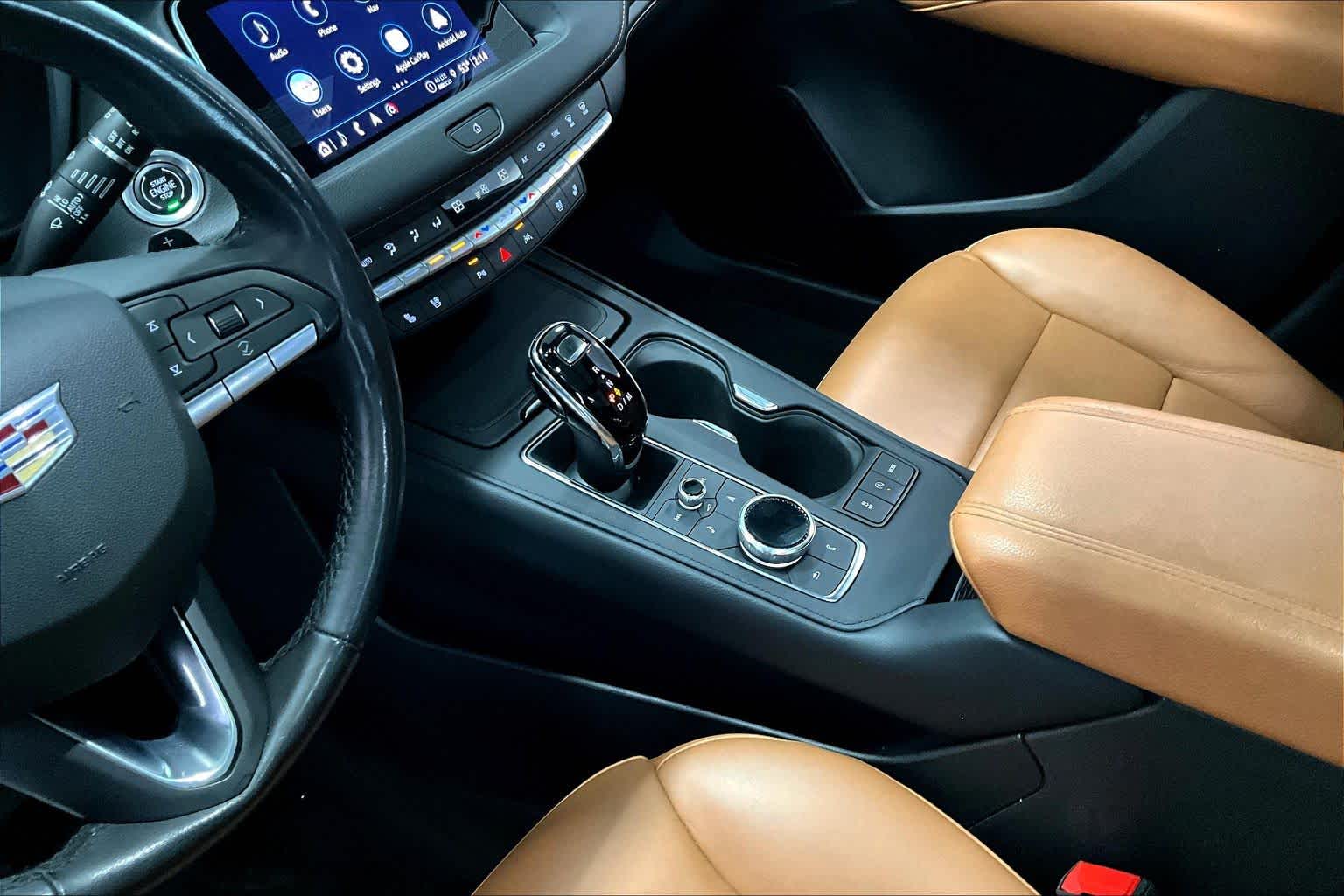 Thumbnail: 2023 Cadillac XT4 - 15