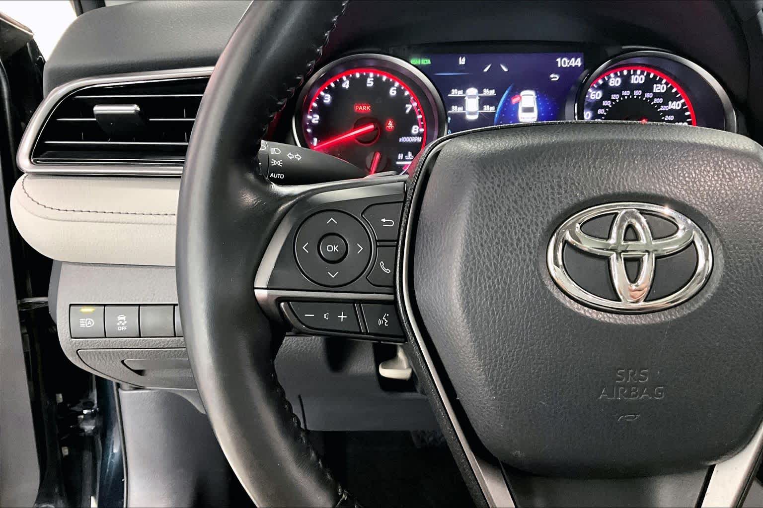 Thumbnail: 2021 Toyota Camry - 21