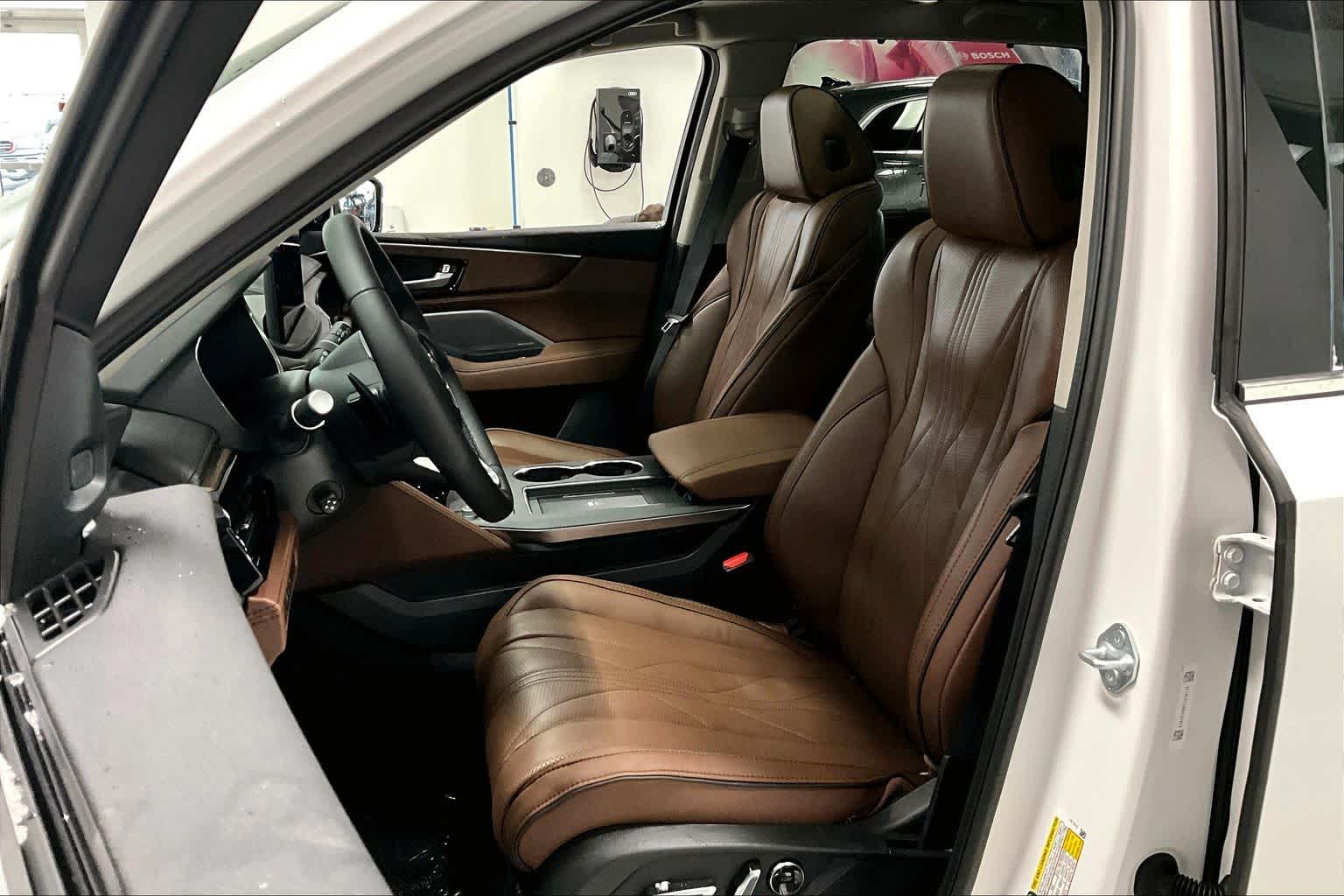 Thumbnail: 2026 Acura MDX - 10