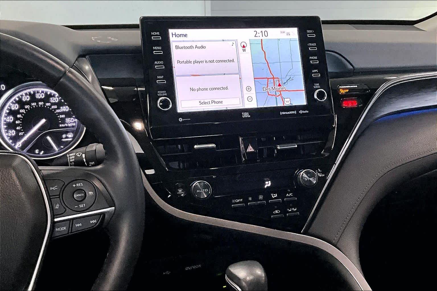 Thumbnail: 2022 Toyota Camry - 13