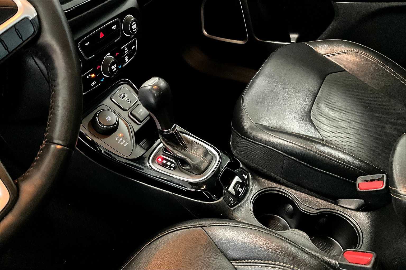 Thumbnail: 2019 Jeep Compass - 15