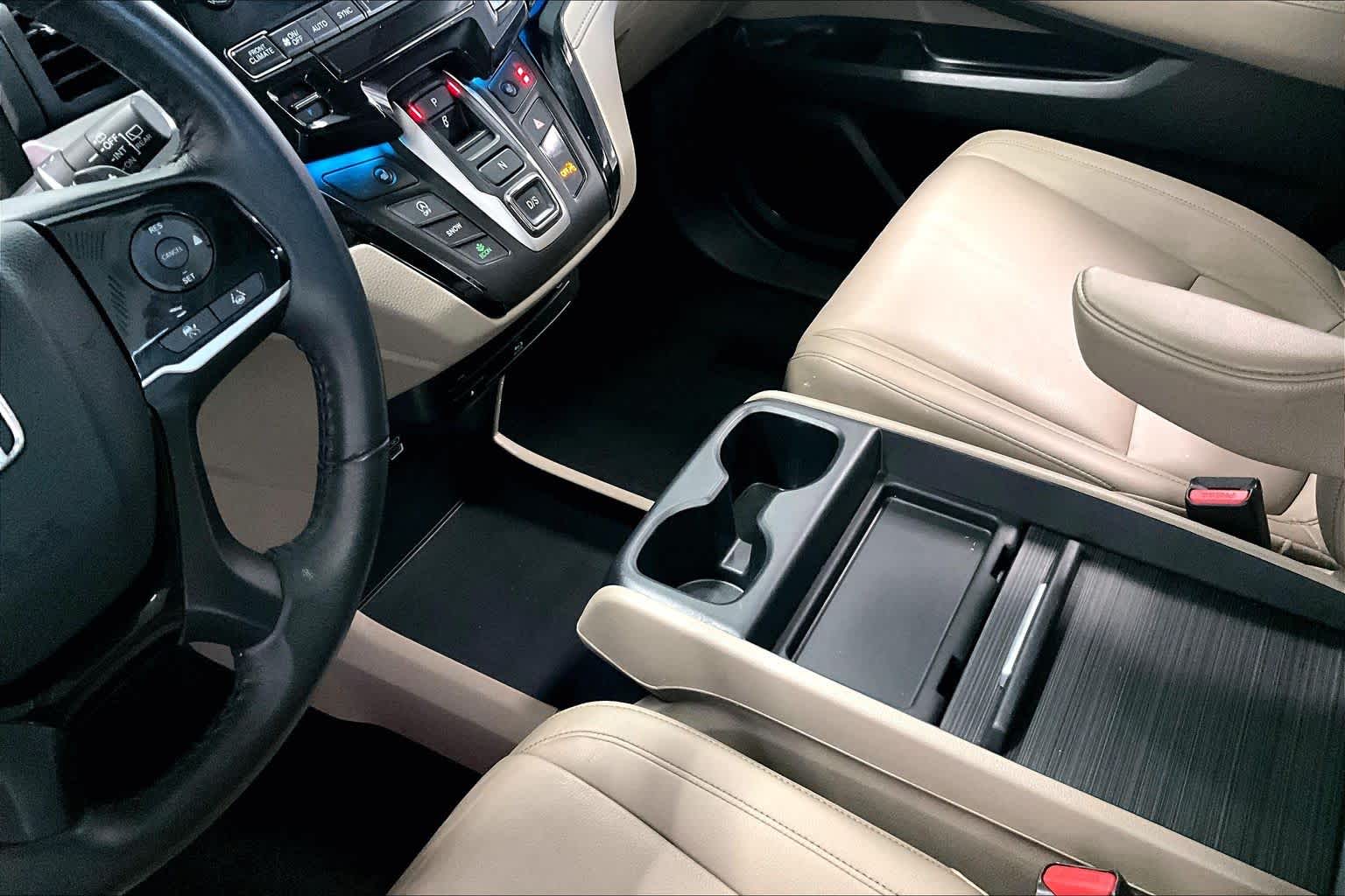 Thumbnail: 2023 Honda Odyssey - 15