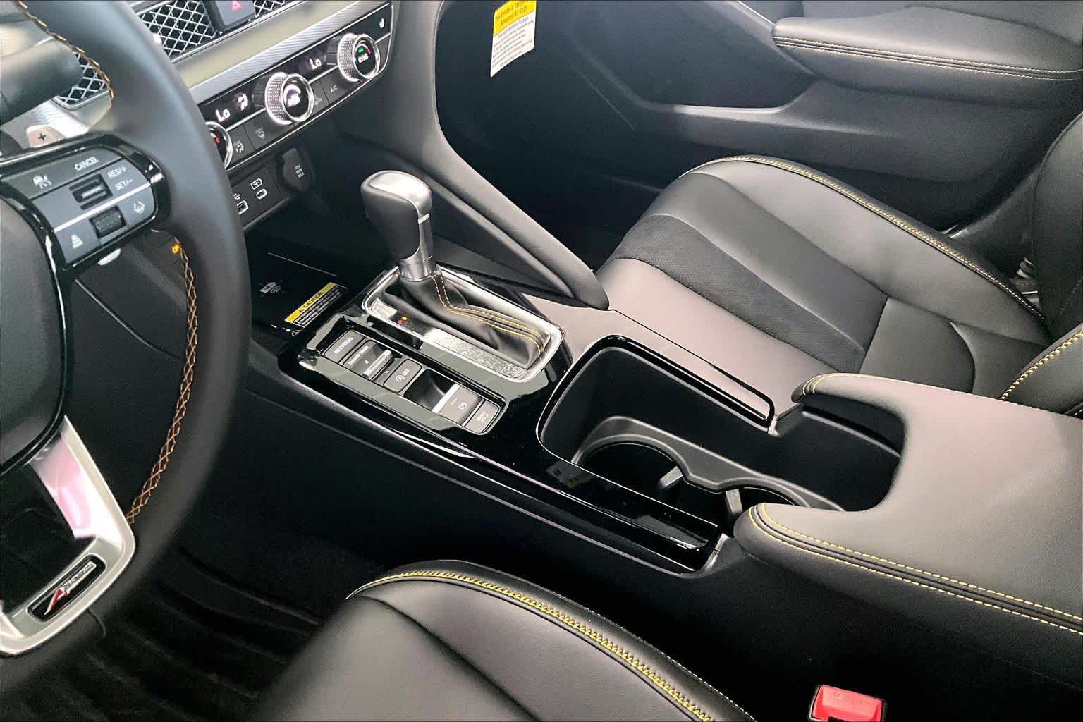 Thumbnail: 2026 Acura Integra - 16