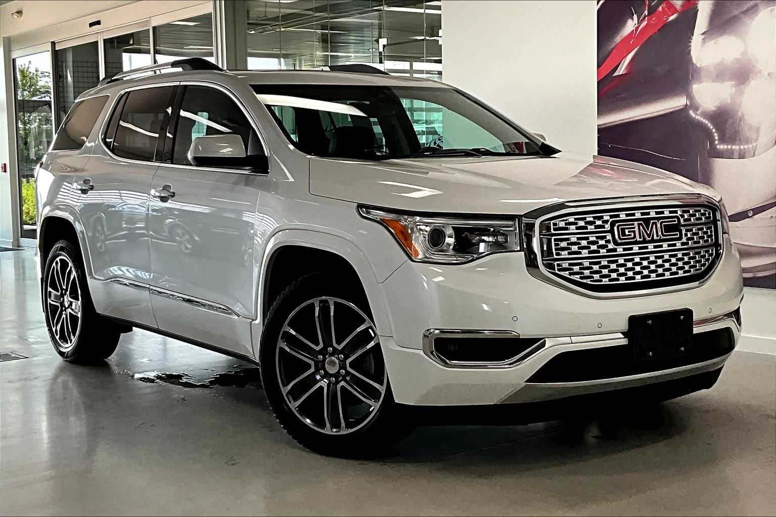 Thumbnail: 2018 GMC Acadia - 18