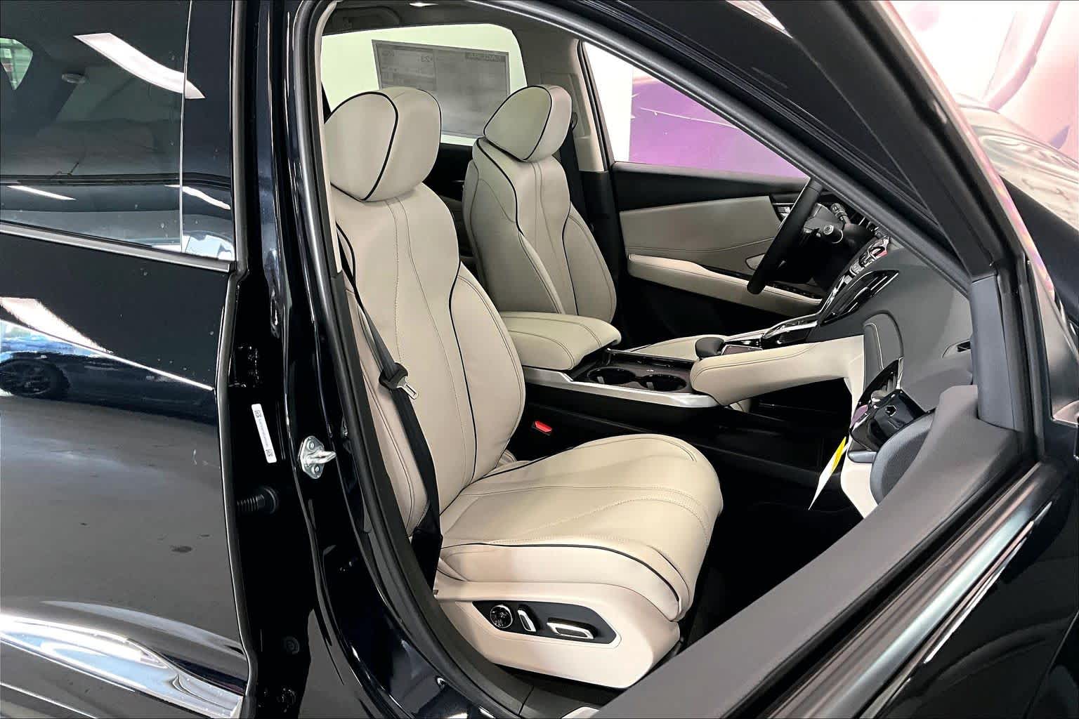 Thumbnail: 2026 Acura RDX - 13