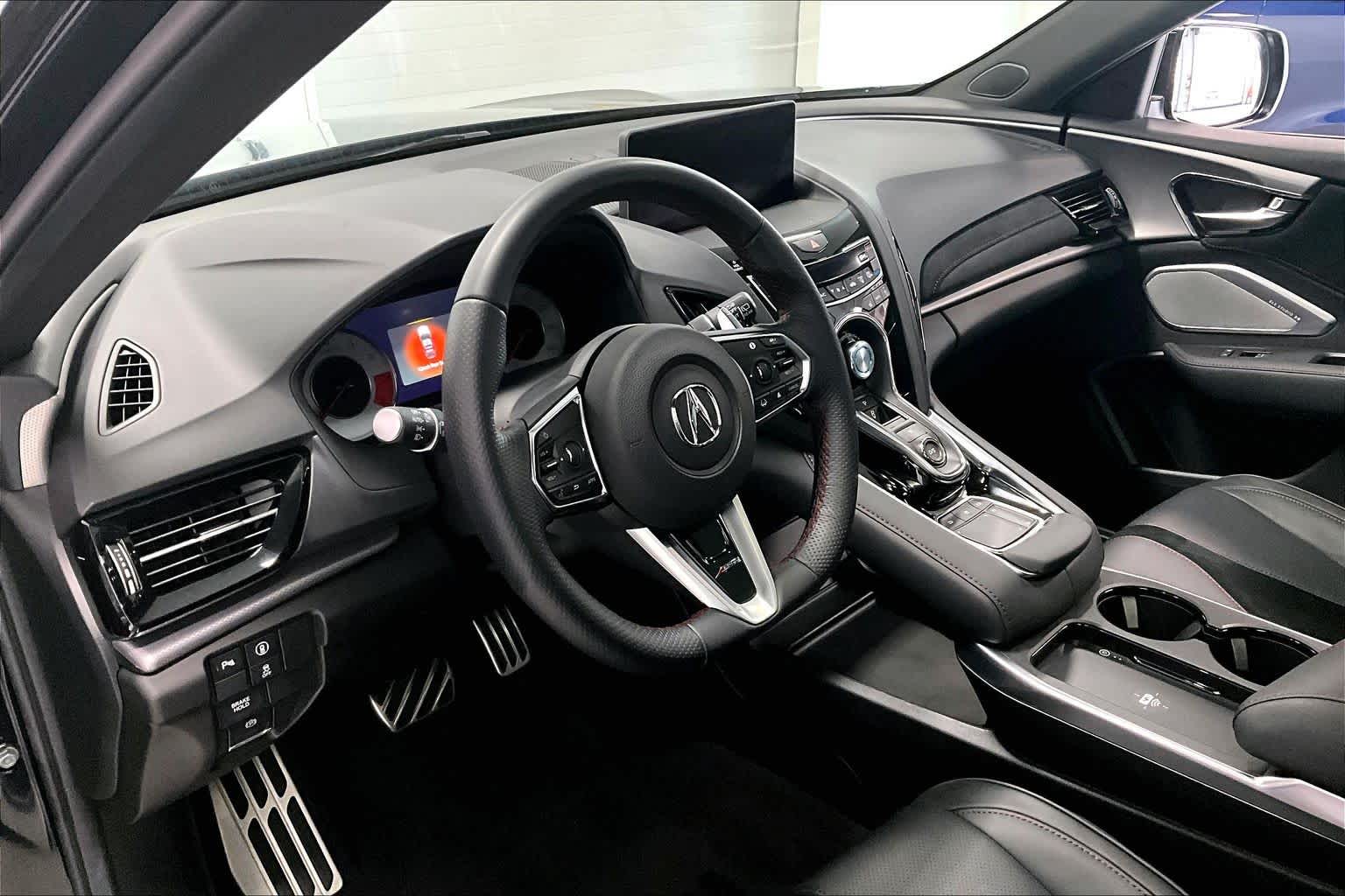 Thumbnail: 2025 Acura RDX - 2