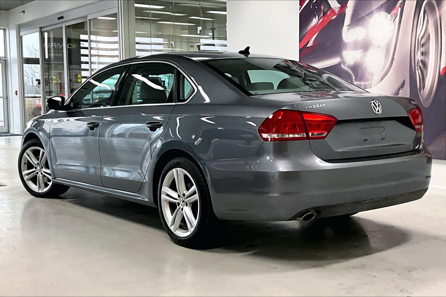 Thumbnail: 2014 Volkswagen Passat - 3