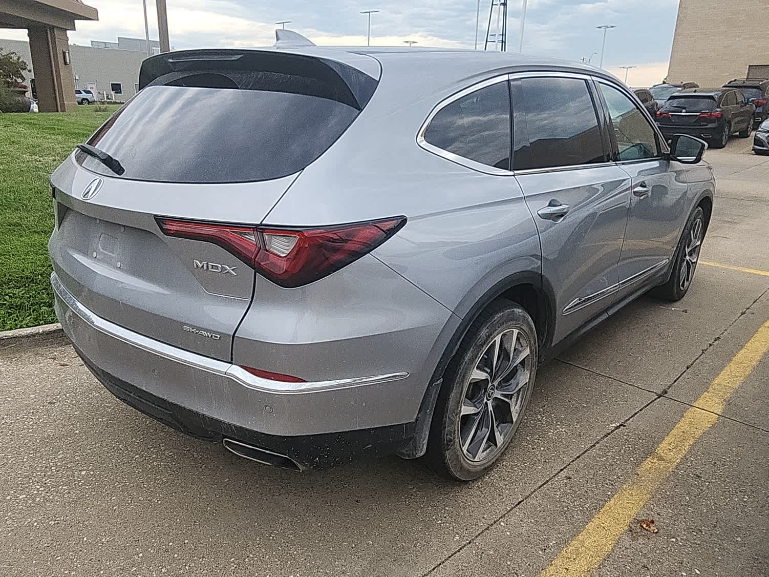 Thumbnail: 2022 Acura MDX - 3