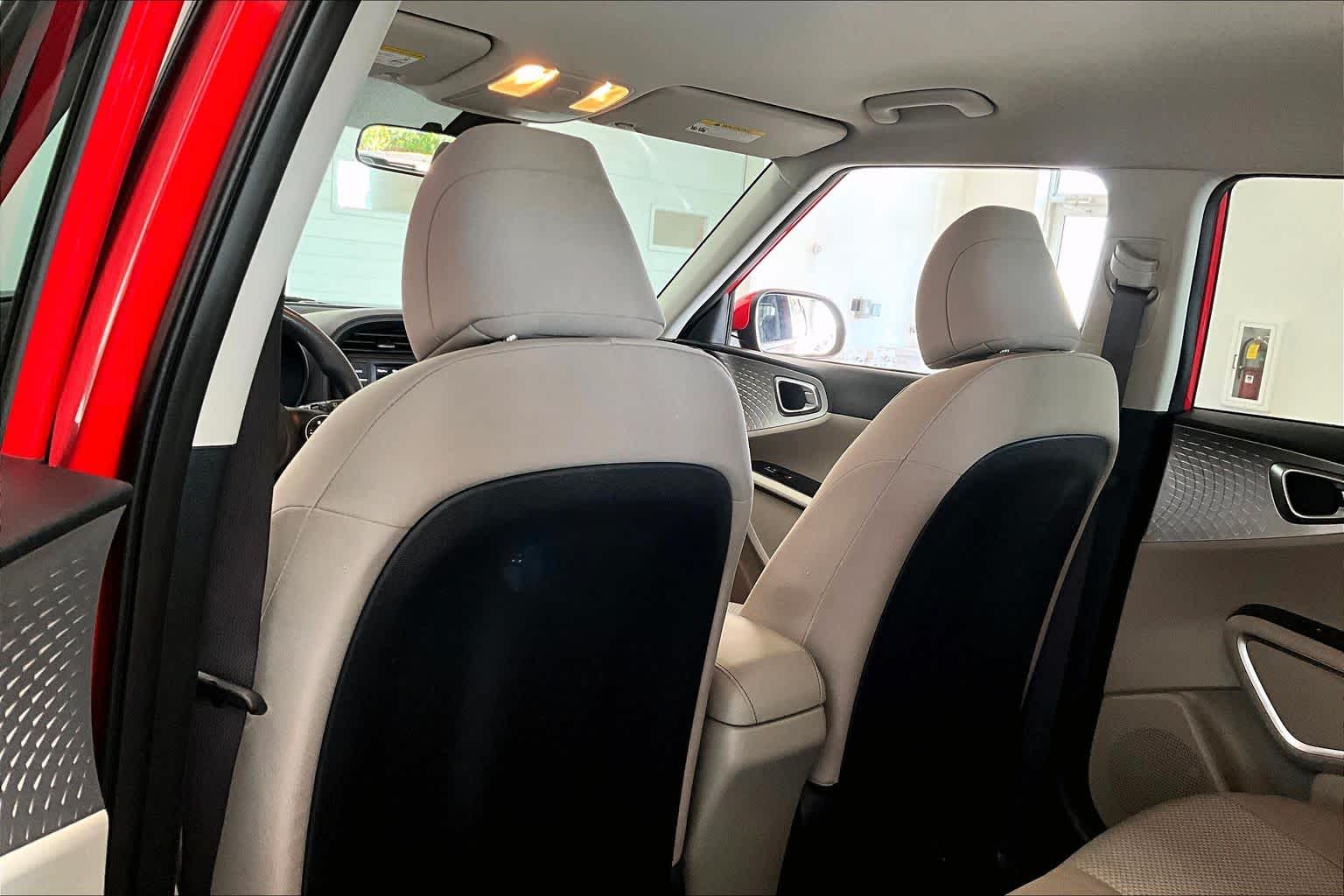 Thumbnail: 2023 Kia Soul - 10