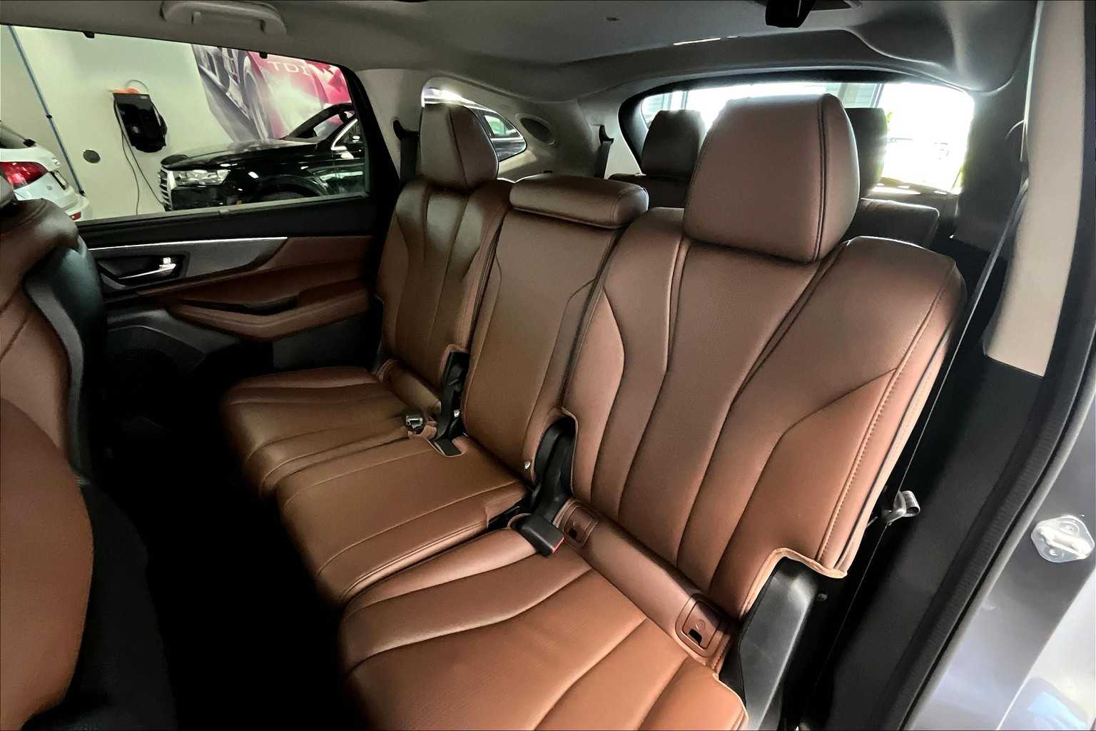 Thumbnail: 2023 Acura MDX - 25