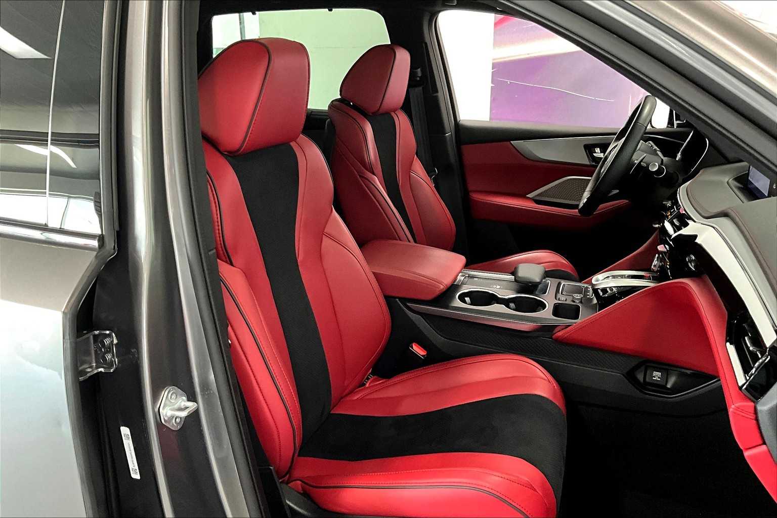2023 Acura MDX Base 13
