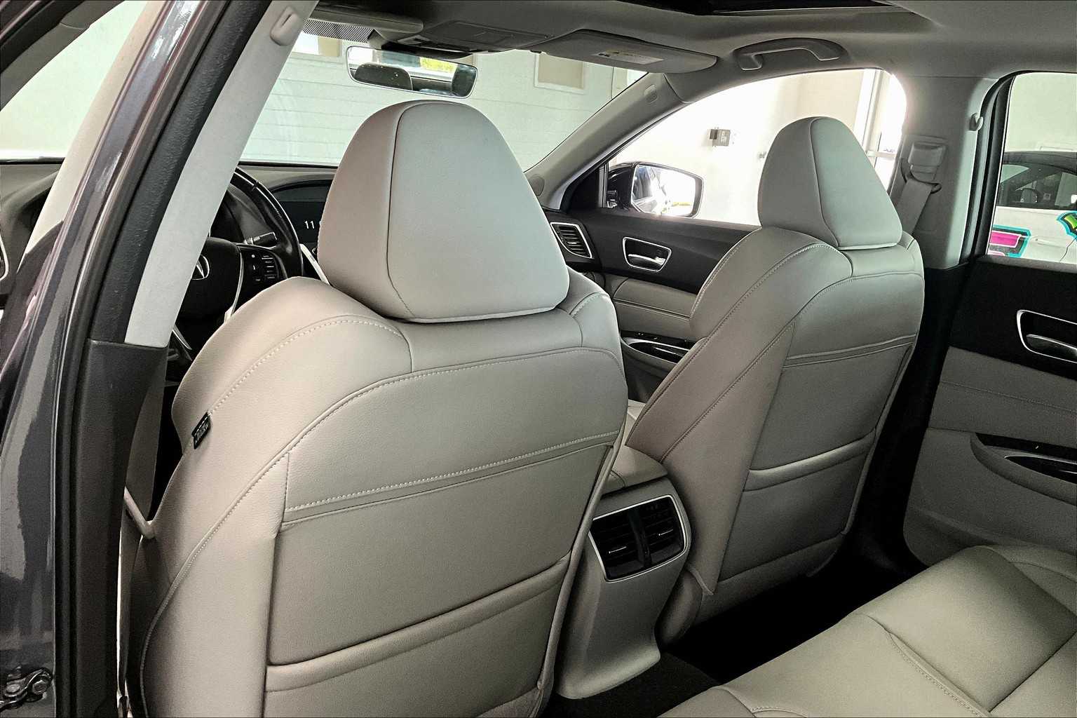 Thumbnail: 2019 Acura TLX - 11