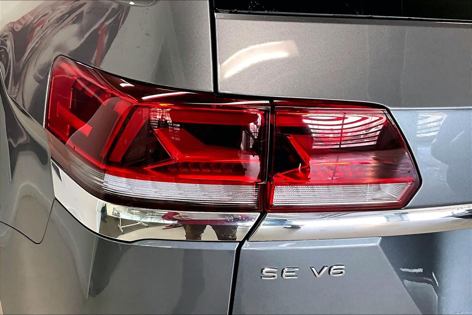 Thumbnail: 2023 Volkswagen Atlas - 28