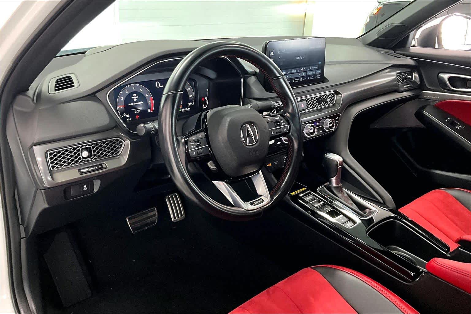 Thumbnail: 2023 Acura Integra - 2