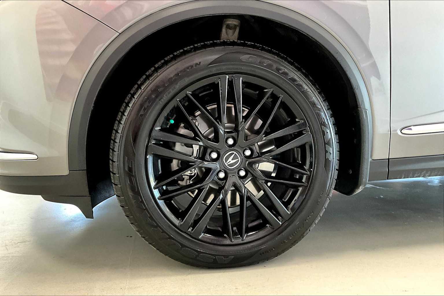 Thumbnail: 2023 Acura MDX - 7