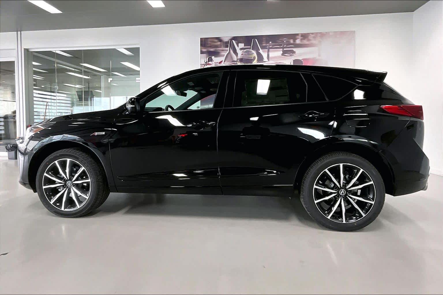 Thumbnail: 2026 Acura RDX - 3