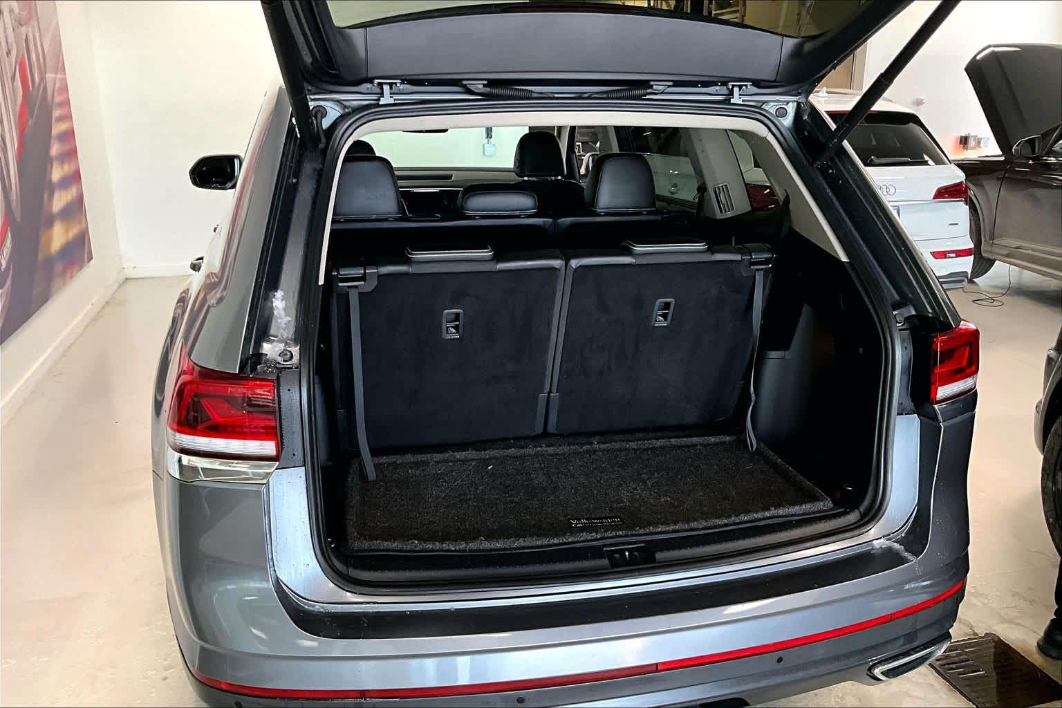 Thumbnail: 2023 Volkswagen Atlas - 15