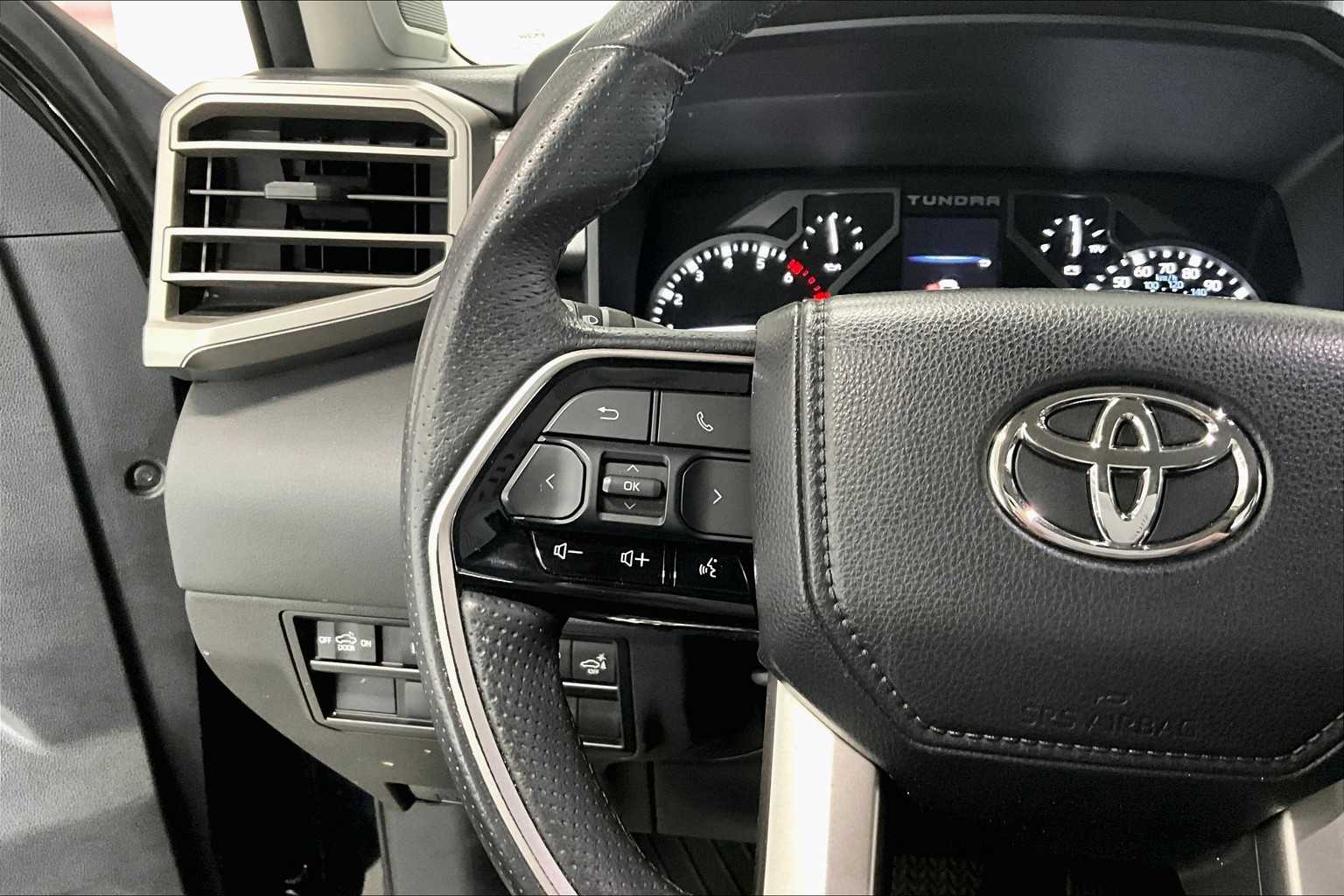 Thumbnail: 2023 Toyota Tundra - 21