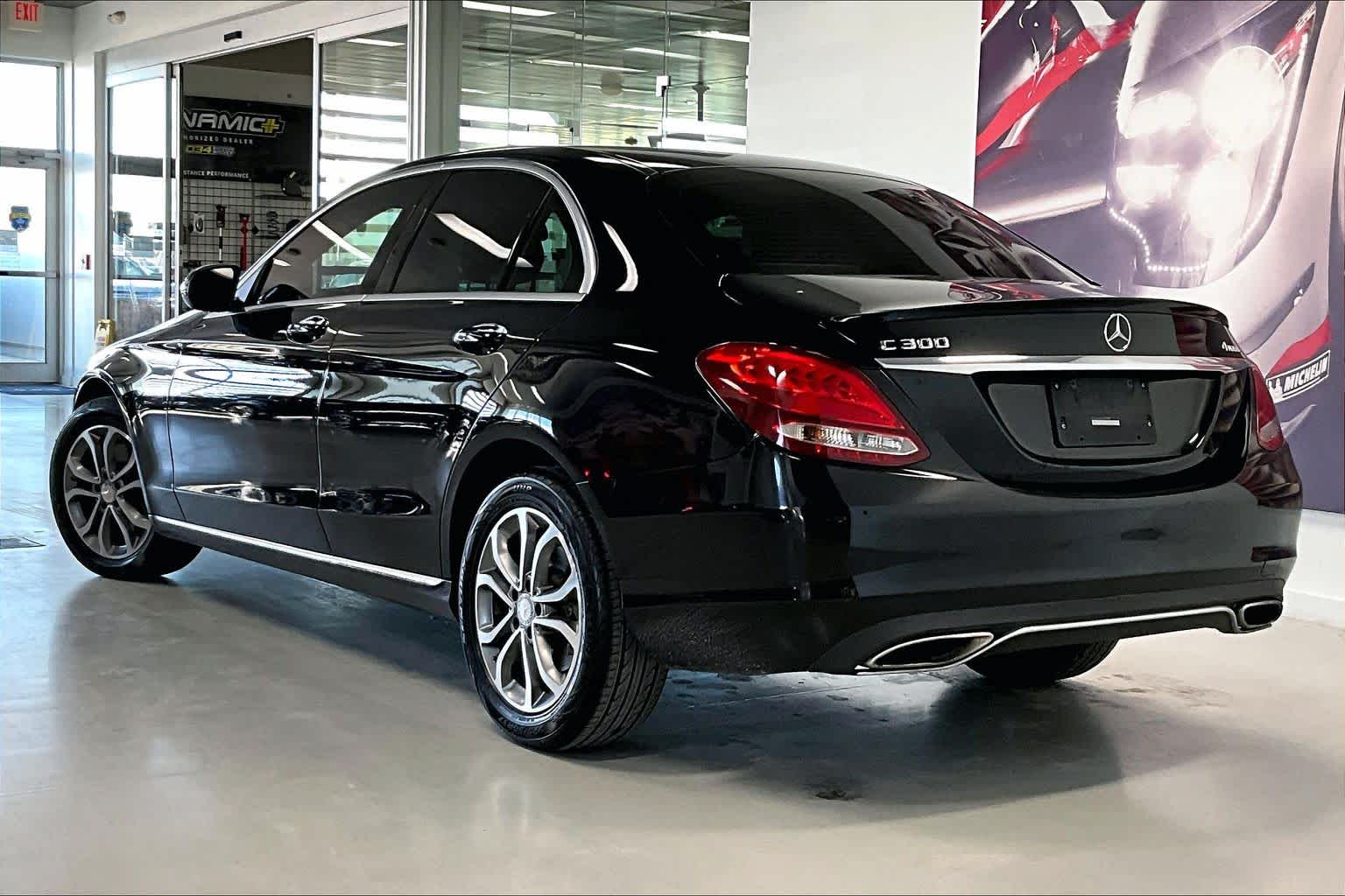 Thumbnail: 2016 Mercedes-Benz C-Class - 4