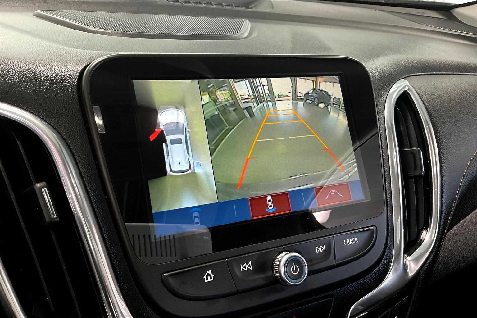 Thumbnail: 2018 Chevrolet Equinox - 24