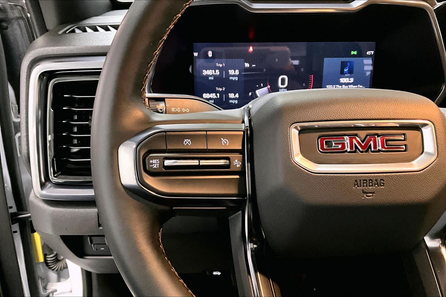 Thumbnail: 2024 GMC Canyon - 22