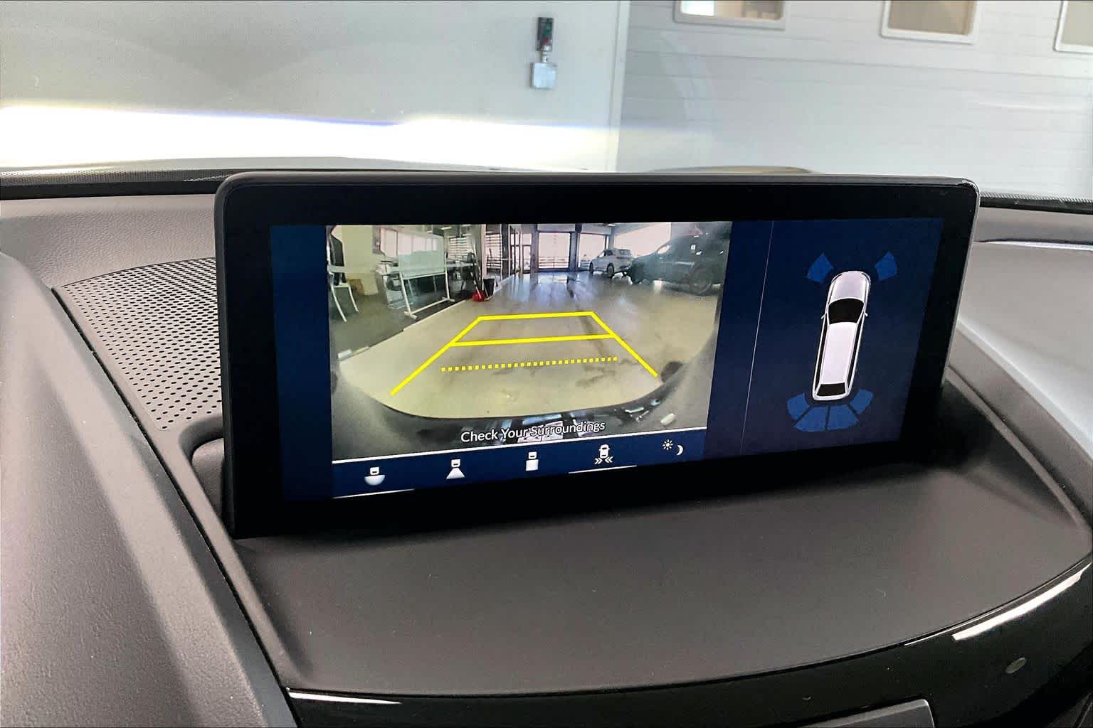 Thumbnail: 2025 Acura RDX - 24