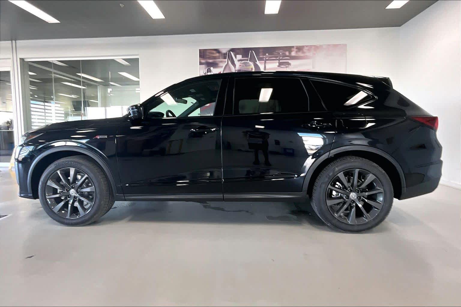 Thumbnail: 2026 Acura MDX - 3