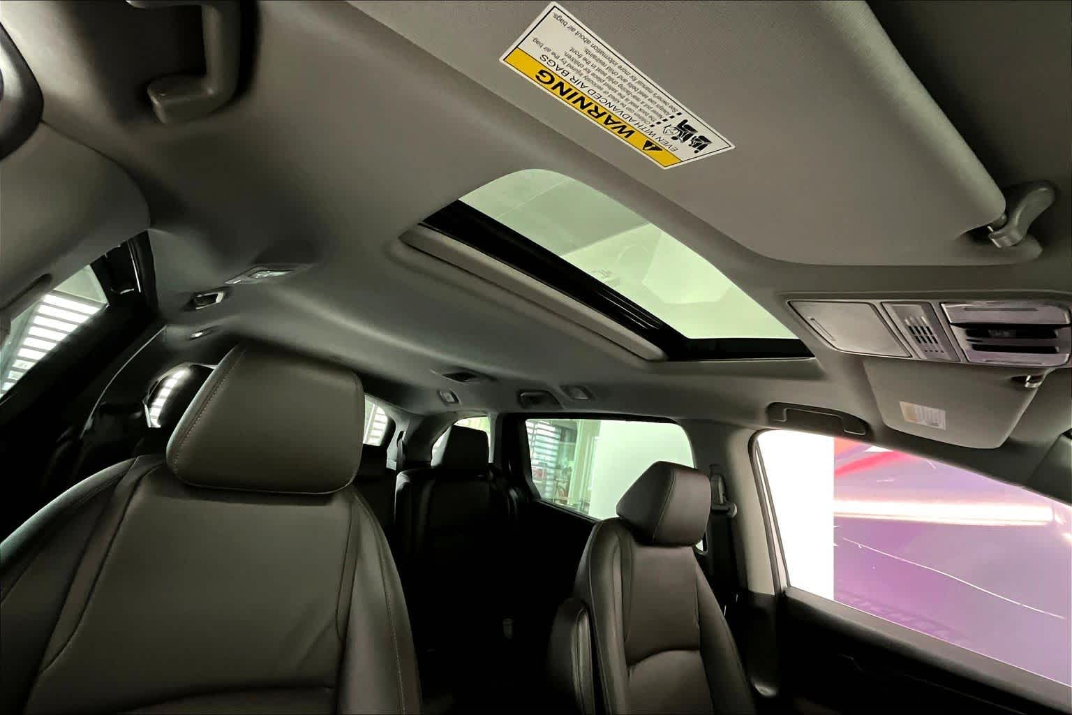 Thumbnail: 2023 Honda Odyssey - 27