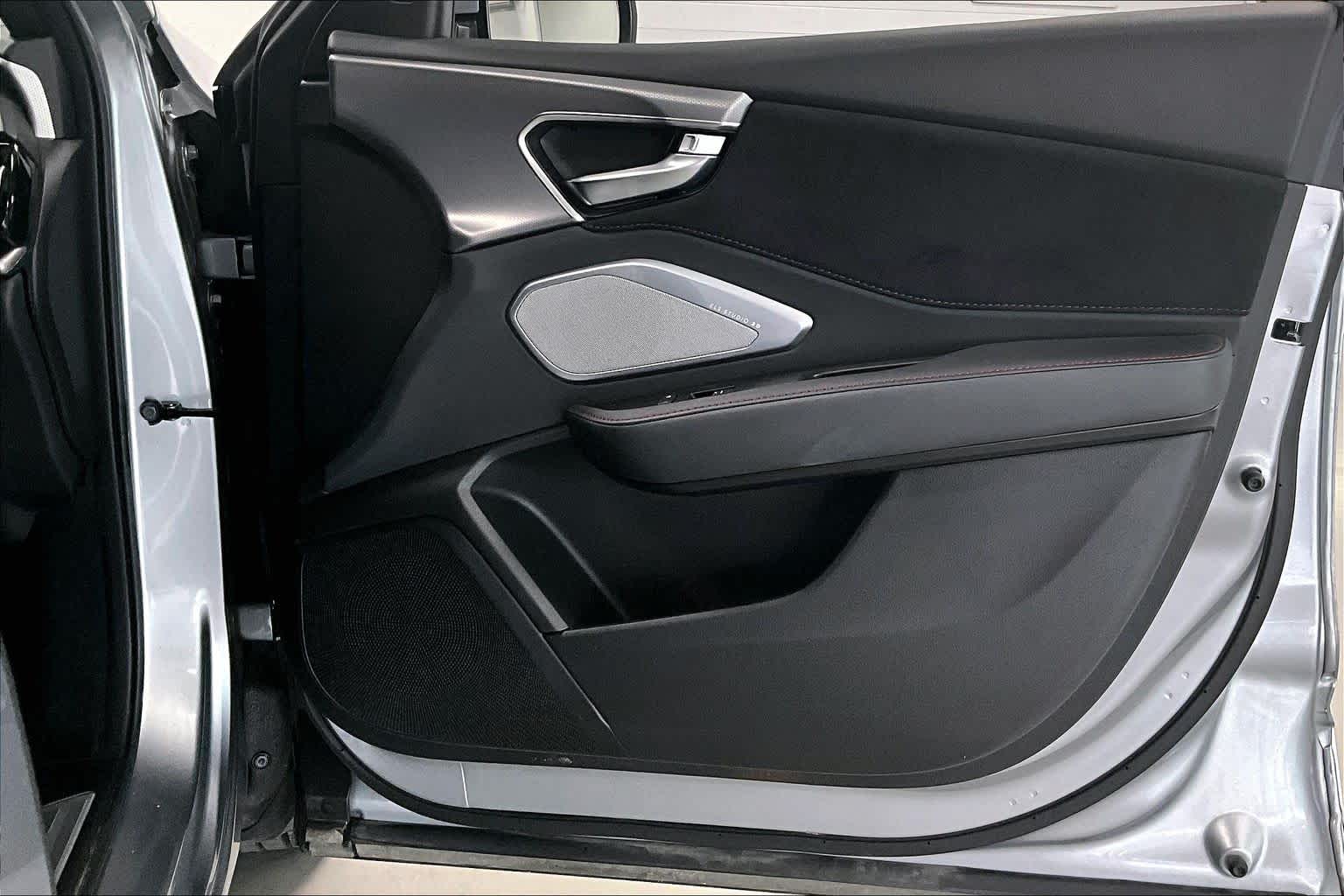 Thumbnail: 2023 Acura RDX - 26