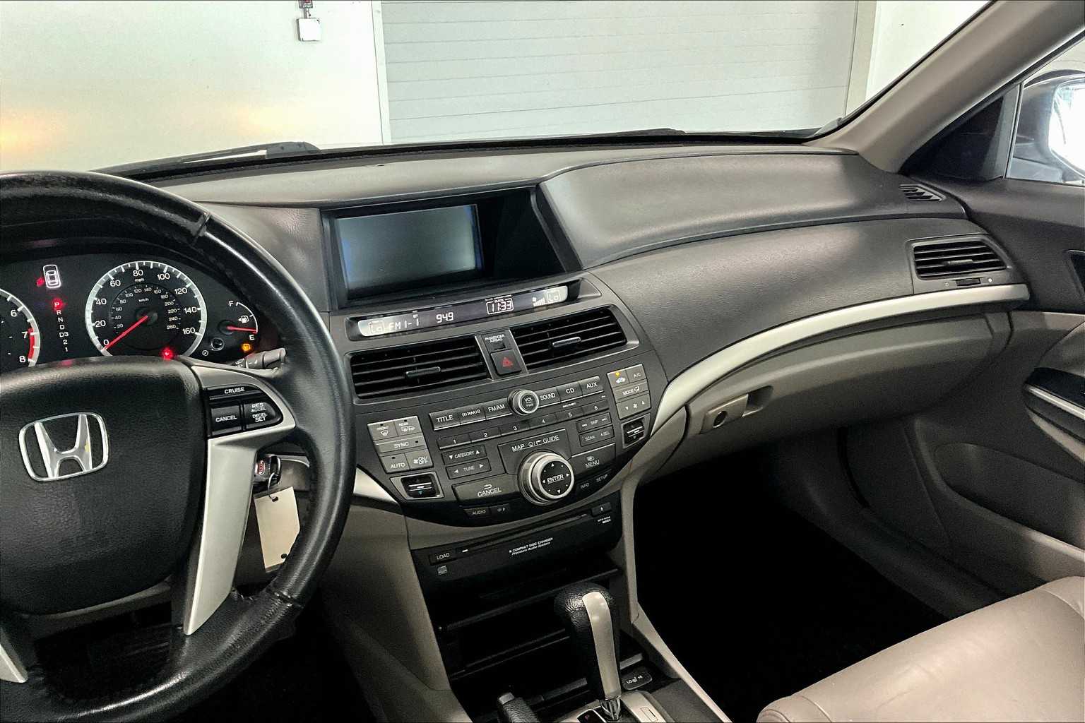 Thumbnail: 2010 Honda Accord - 9