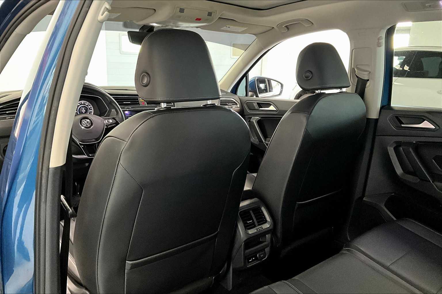 Thumbnail: 2019 Volkswagen Tiguan - 10