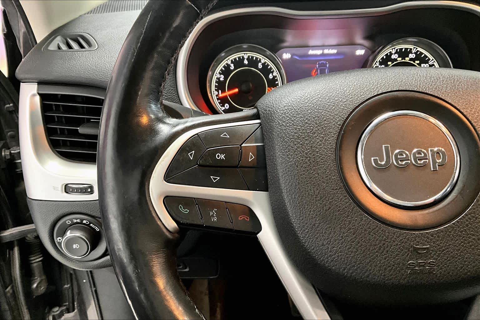 Thumbnail: 2014 Jeep Cherokee - 22