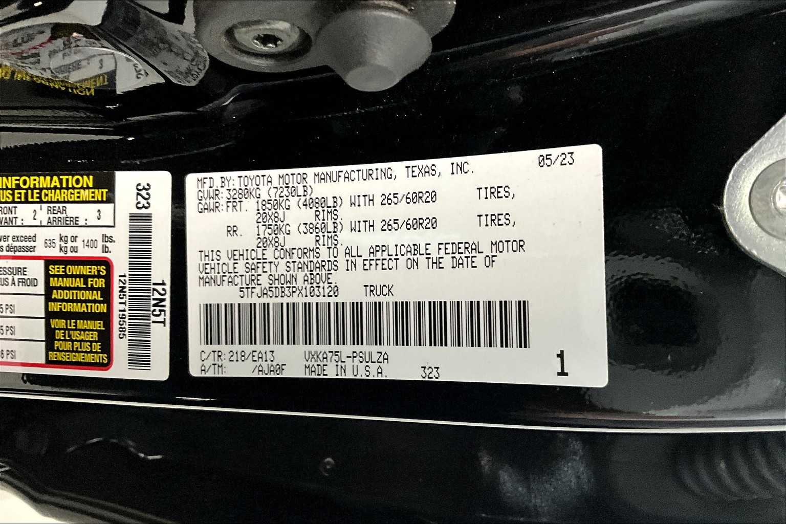 Thumbnail: 2023 Toyota Tundra - 18