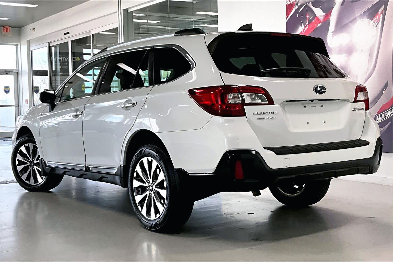 Thumbnail: 2018 Subaru Outback - 4