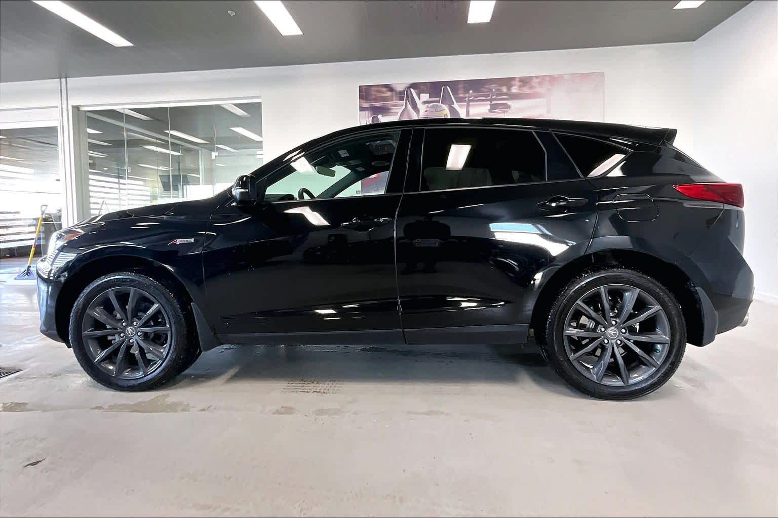 Thumbnail: 2025 Acura RDX - 3