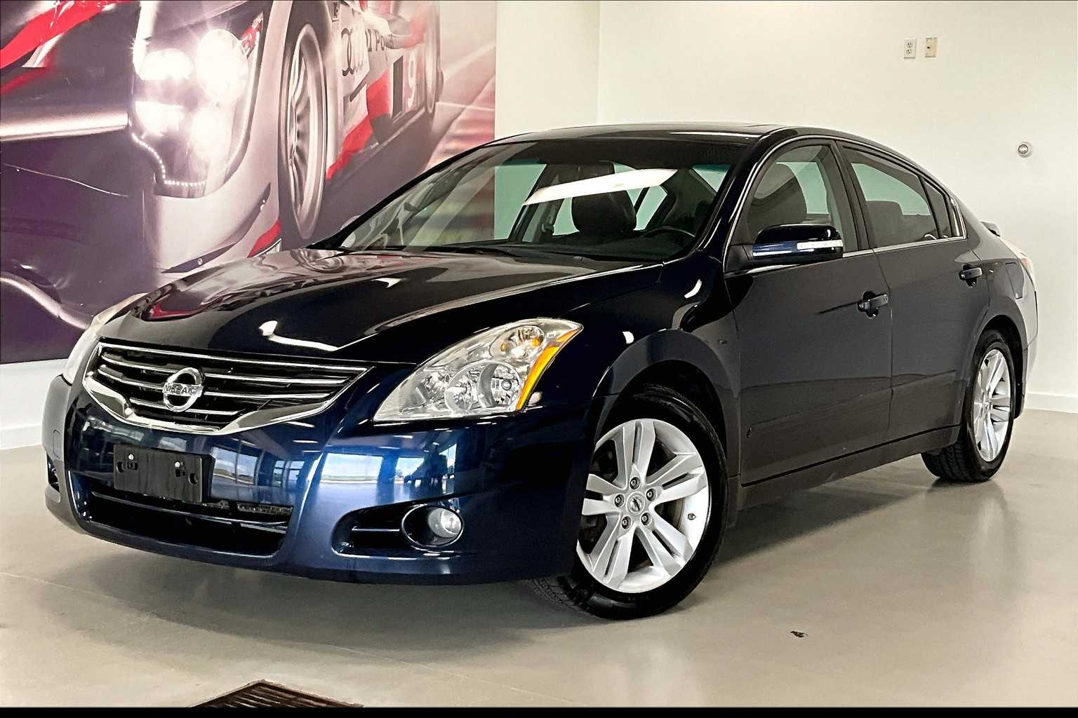 Thumbnail: 2010 Nissan Altima - 1