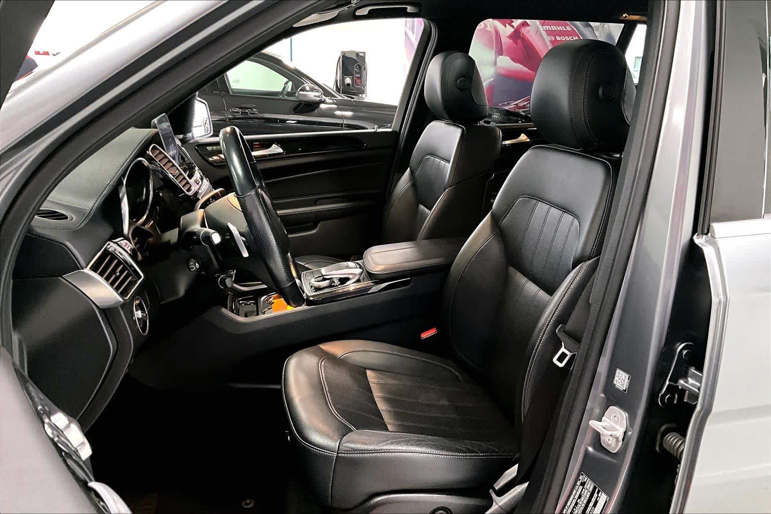 Thumbnail: 2018 Mercedes-Benz GLS - 10