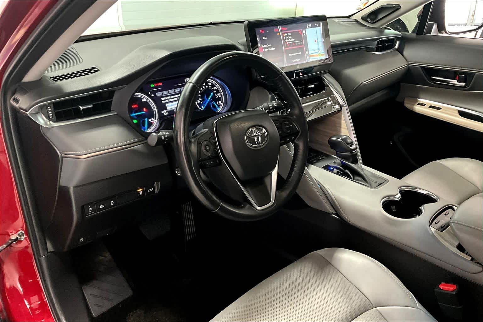 Thumbnail: 2021 Toyota Venza - 2
