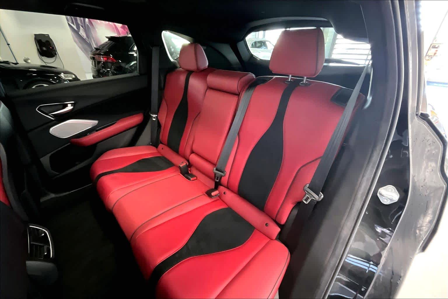 Thumbnail: 2025 Acura RDX - 27