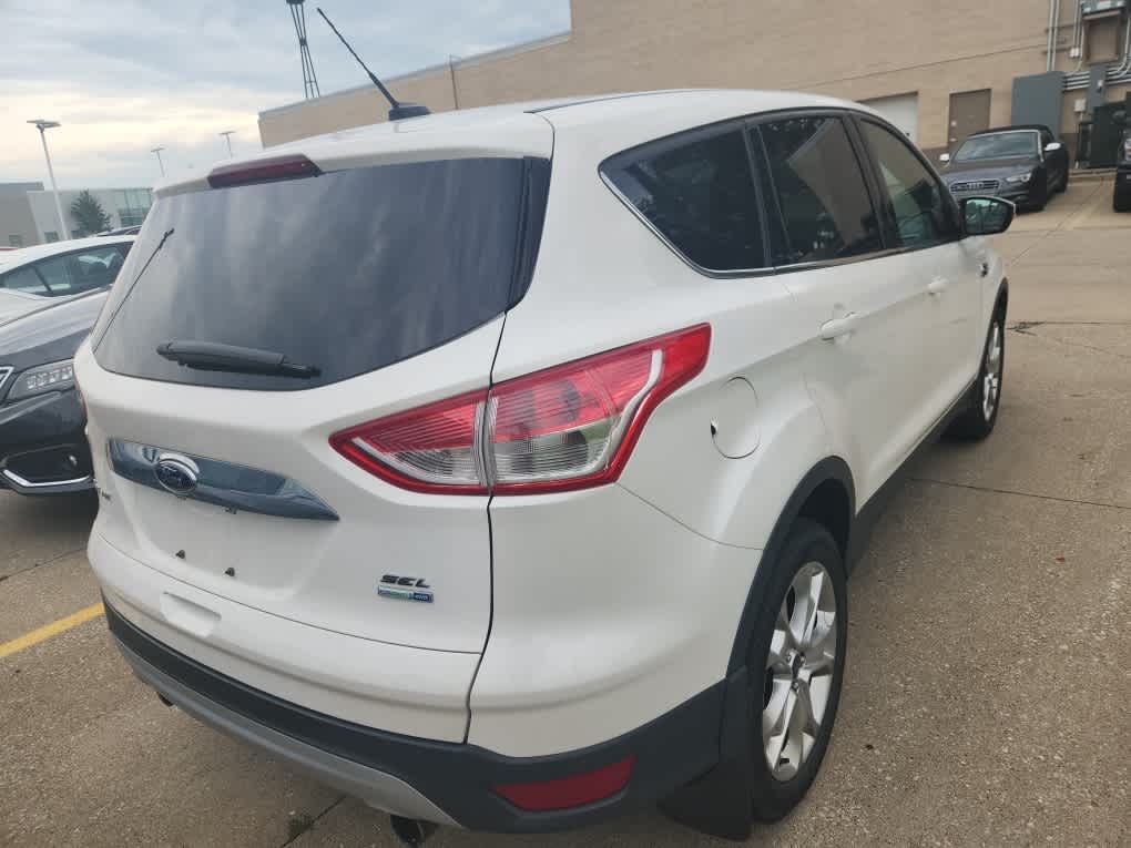 Thumbnail: 2013 Ford Escape - 3
